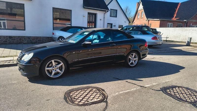 Gebraucht Mercedes CLK240 Avantgarde 170 PS (125 kW) 2006 Schwarz Cabrio