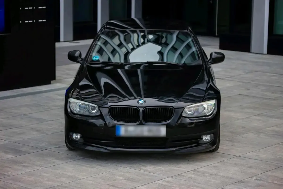 Second-hand BMW 320 184 CP (135 kW) 2012 Negru Coupe