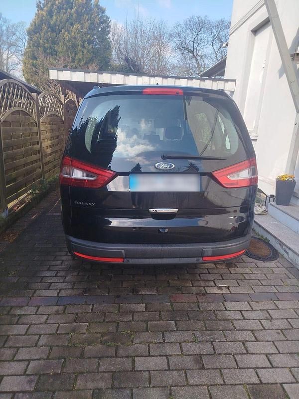 Gebraucht Ford Galaxy Titanium 140 PS (102 kW) 2013 Schwarz Van / Kleinbus