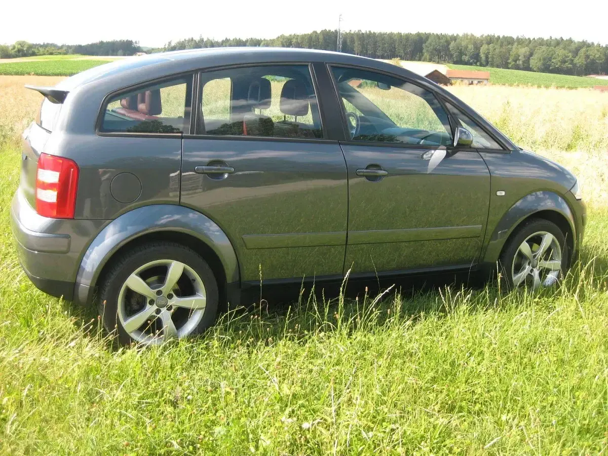 Gebraucht Audi A2 Sport 110 PS (80 kW) 2004 Andere farben Kleinwagen