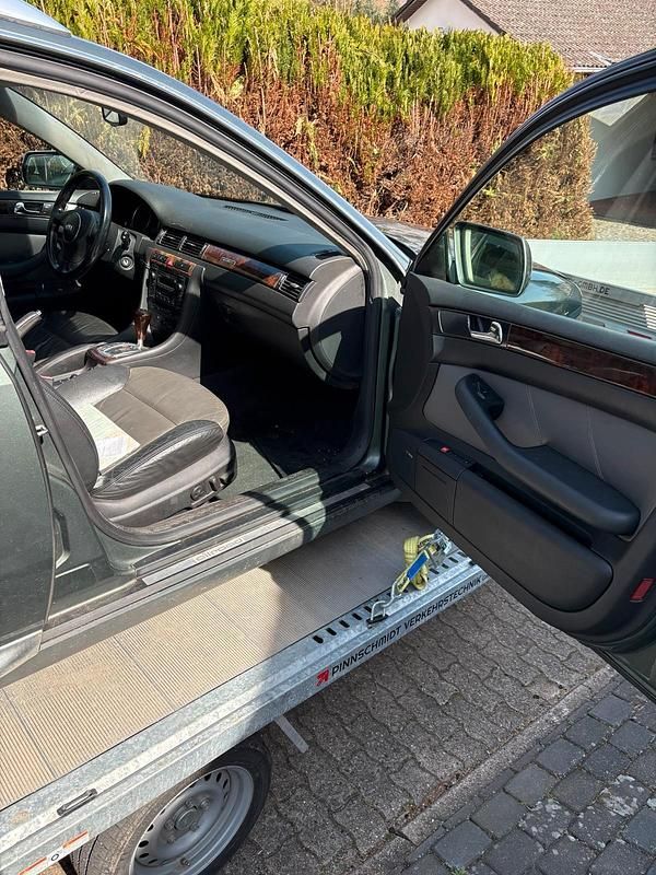 Gebraucht Audi A6 180 PS (132 kW) 2000 Grün Kombi