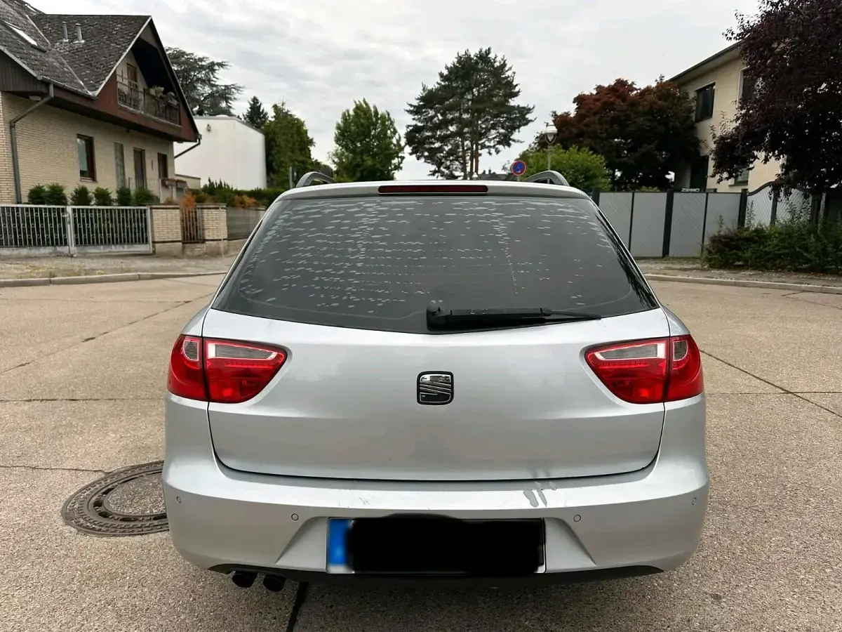 Gebraucht Seat Exeo 142 PS (104 kW) 2010 Silber Kombi
