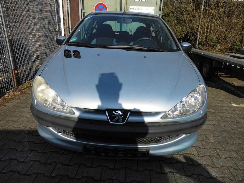 Gebraucht Peugeot 206 60 PS (44 kW) 2004 Blau Limousine