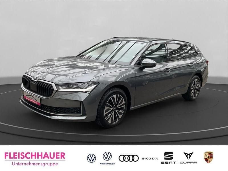 Gebraucht Skoda Superb Selection 150 PS (110 kW) 2025 Grau Kombi