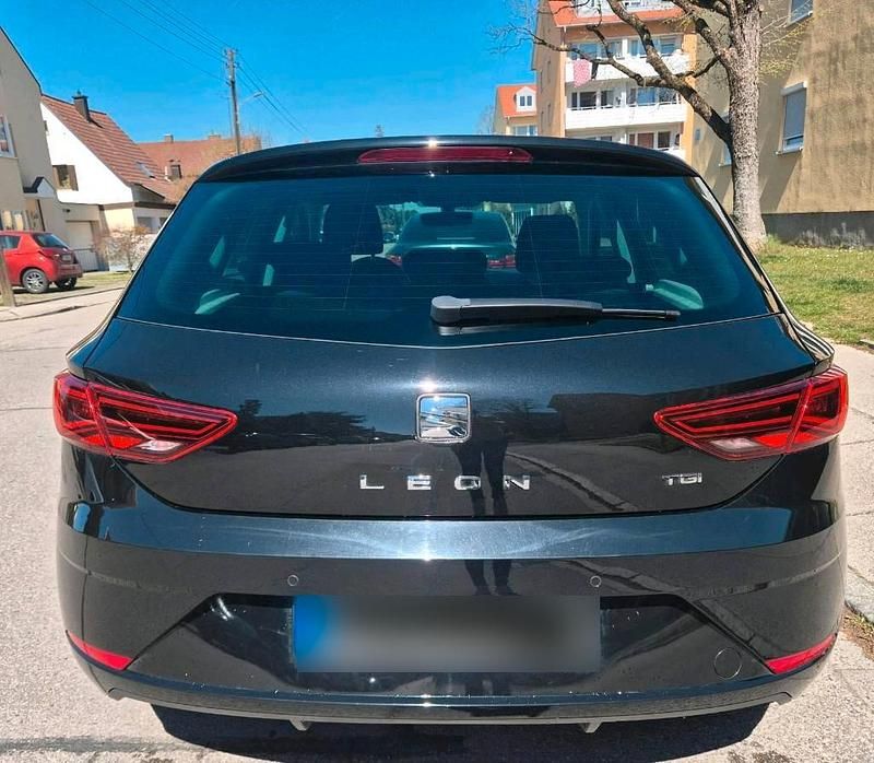 Second-hand Seat Leon 2019 Negru Berlinǎ