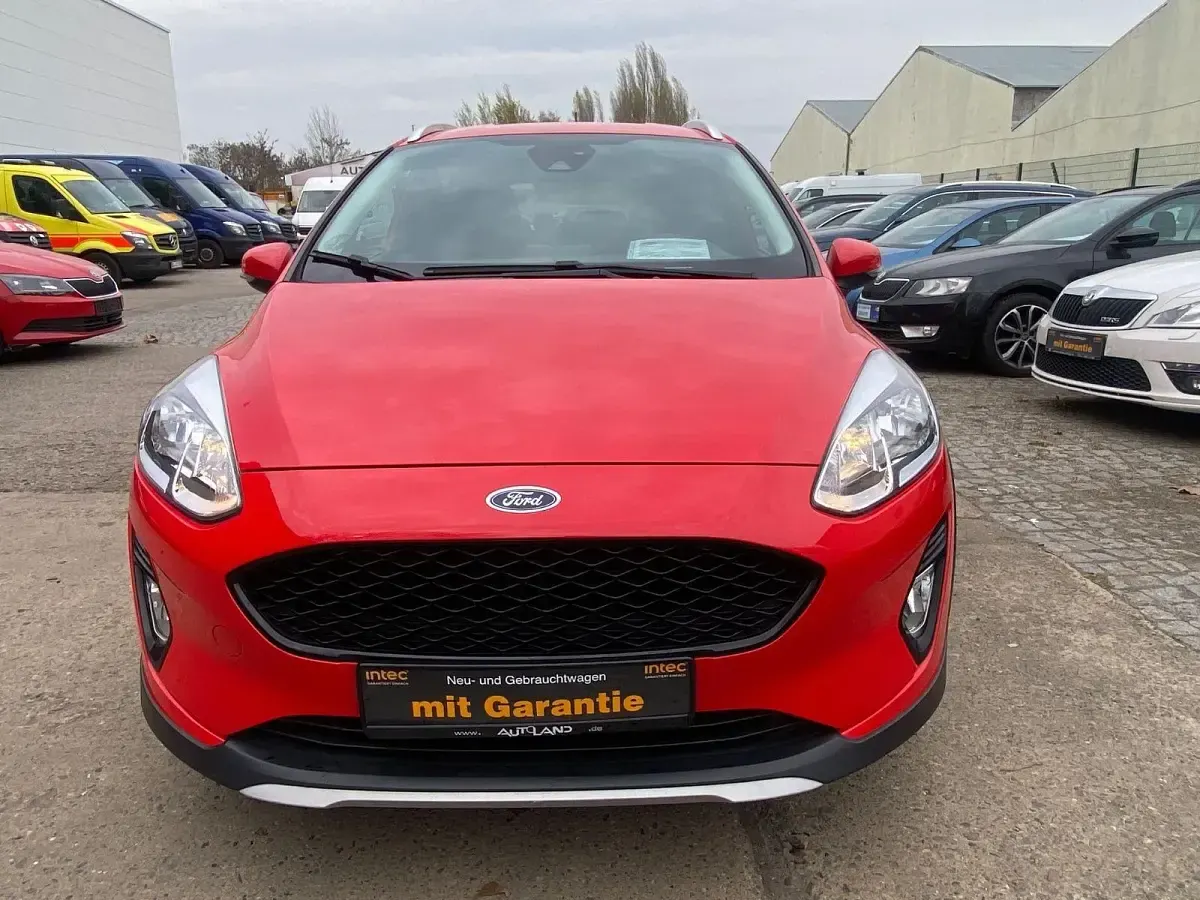 Gebraucht Ford Fiesta Active 101 PS (74 kW) 2019 Race red Kleinwagen