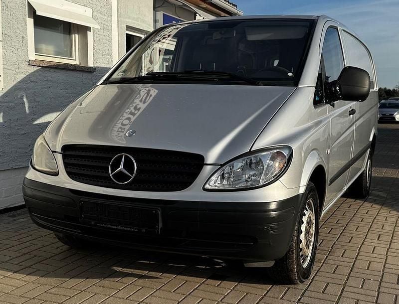 Silber Gebraucht 2007 Mercedes Vito Van | 2.700 € (Guter Preis) - Bild 1/4