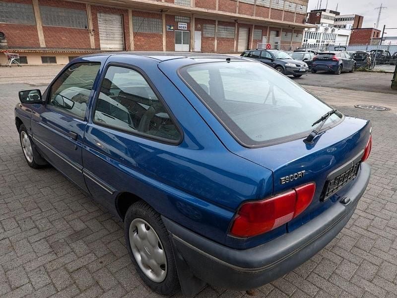 Gebraucht Ford Escort 75 PS (55 kW) 1994