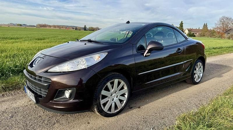 Schwarz Gebraucht 2013 Peugeot 207 Allure Cabrio | 4.200 € (Fairer Preis) - Bild 1/4