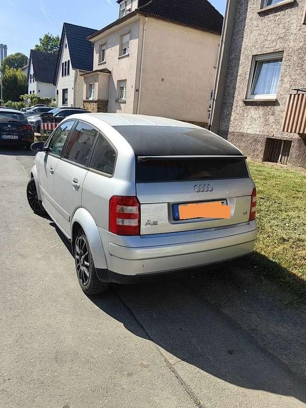 Silber Gebraucht 2001 Audi A2 Kleinwagen | 1.650 € (Fairer Preis) - Bild 1/4