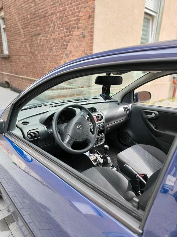 Gebraucht Opel Corsa 60 PS (44 kW) 2004 Blau Kleinwagen