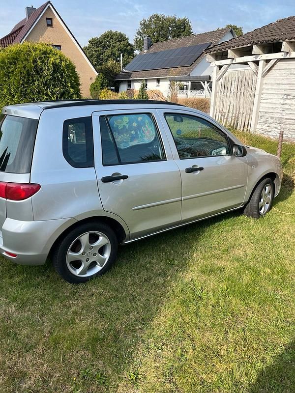 Gebraucht Mazda 2 80 PS (58 kW) 2004 Silber Kleinwagen