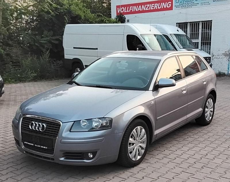 Akoyasilber metallic Gebraucht 2006 Audi A3 Sportback Ambition Kleinwagen | 2.950 € (Fairer Preis) - Bild 1/4