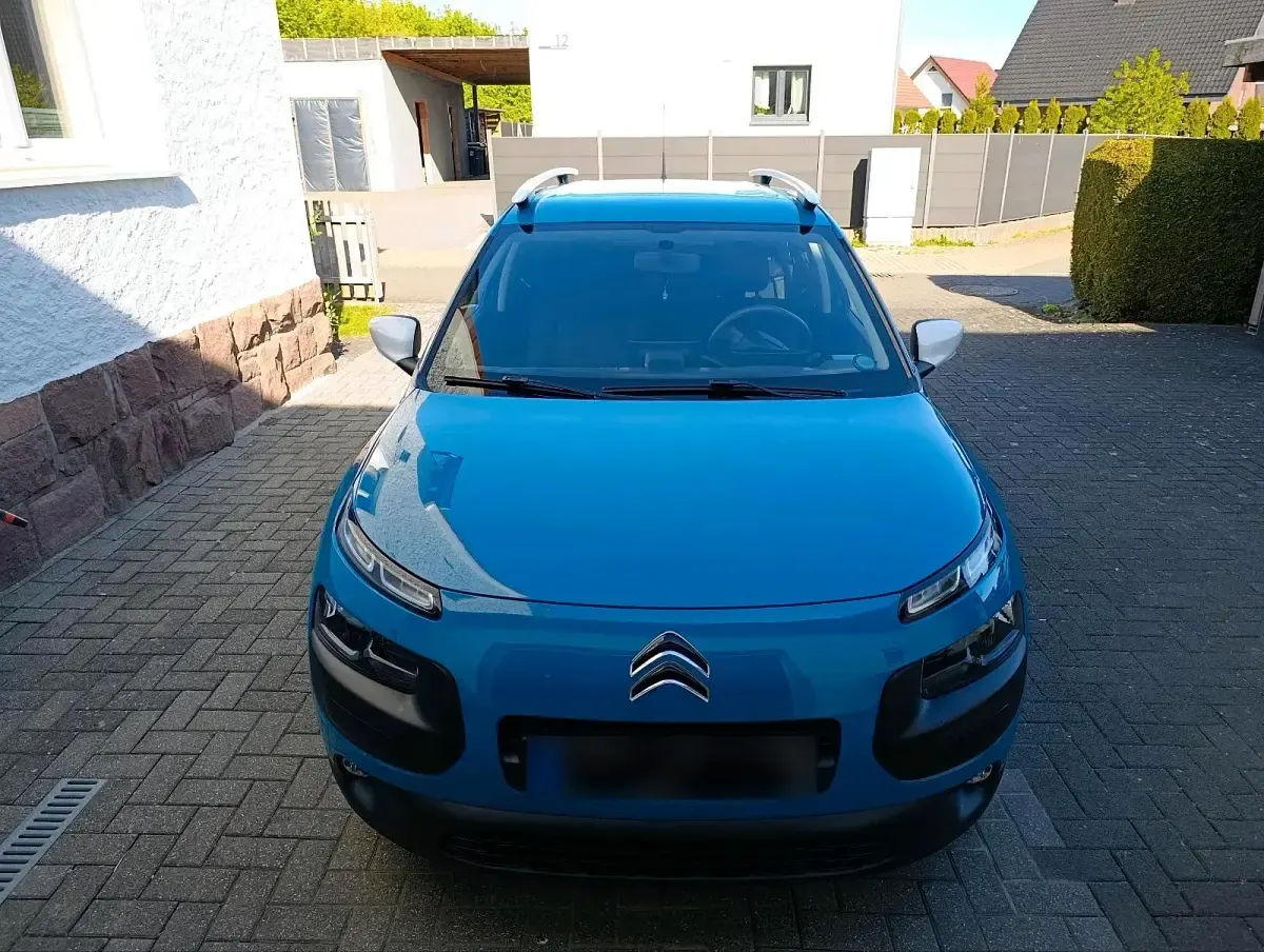 Gebraucht Citroën C4 SELECTION 110 PS (80 kW) 2018 Blau SUV