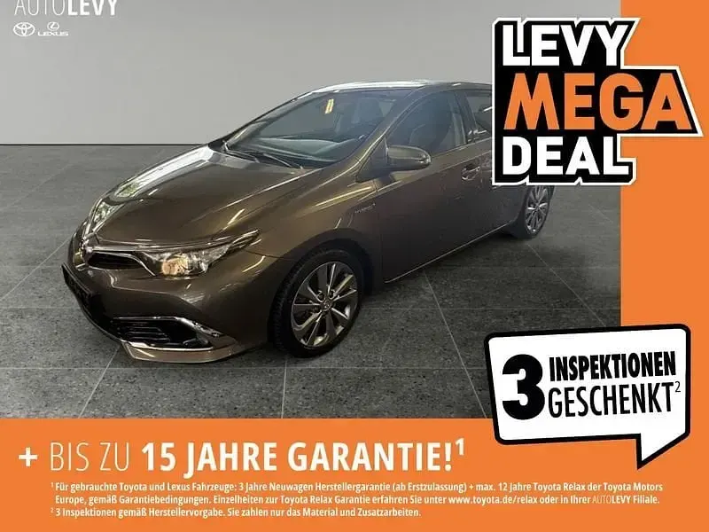 Gebraucht Toyota Auris Hybrid Executive 136 PS (100 kW) 2016 Limousine