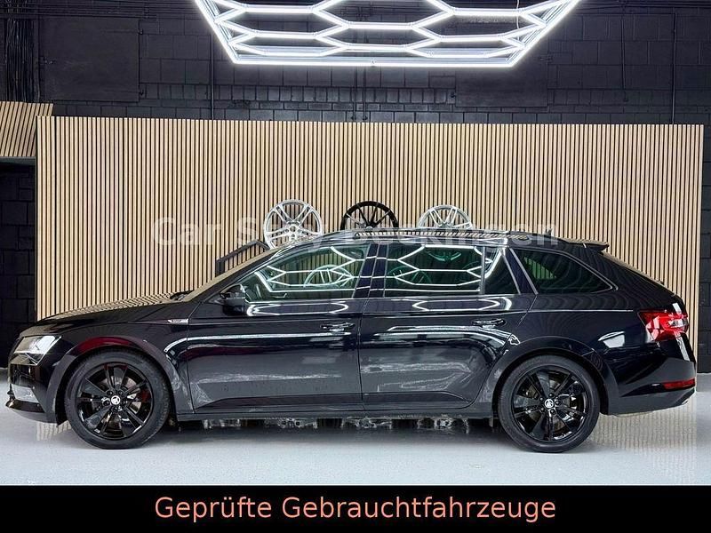 Gebraucht Skoda Superb SportLine 150 PS (110 kW) 2019 Schwarz Kombi