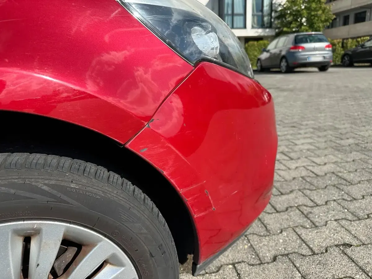 Gebraucht Renault Clio II 75 PS (55 kW) 2010 Rot Limousine