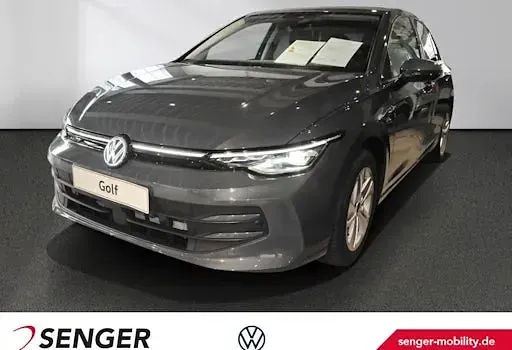 Usata VW Golf VIII Life 116 CV (85 kW) 2025 Berlina