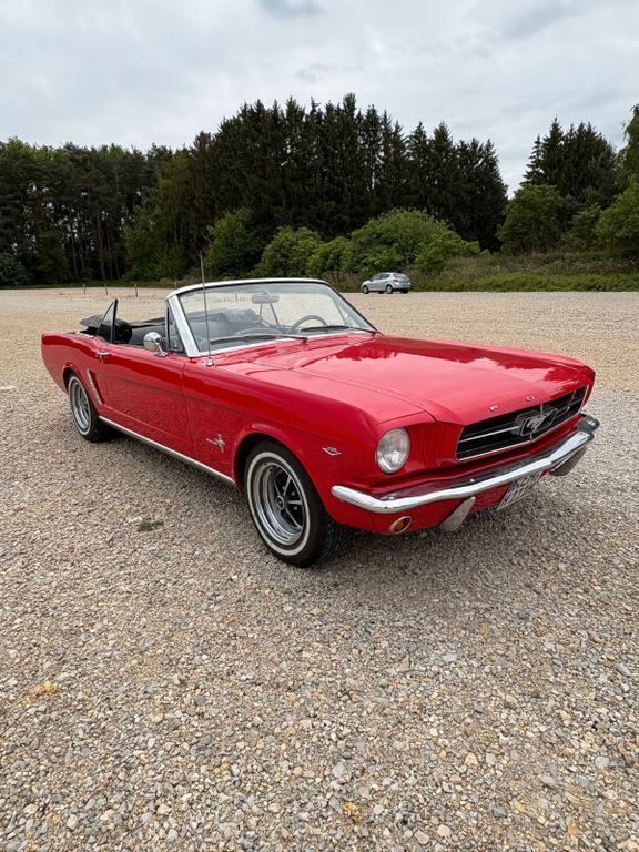 Gebraucht Ford Mustang Convertible 220 PS (161 kW) 1965 Rot Cabrio
