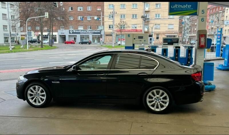 Schwarz Gebraucht 2015 BMW 520 Limousine | 15.000 € (Fairer Preis) - Bild 1/4