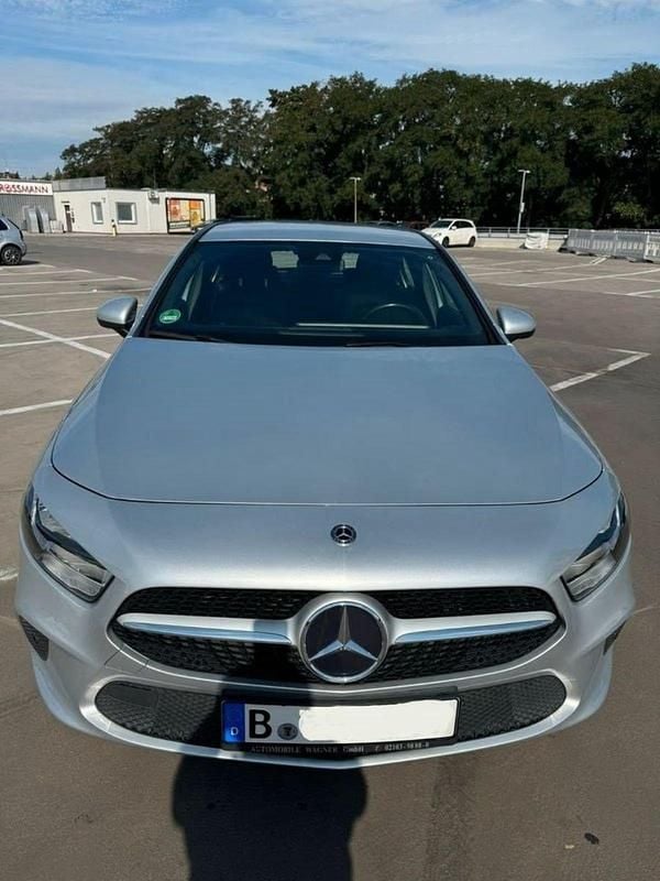 Gebraucht Mercedes A220 190 PS (139 kW) 2019 Silber Limousine