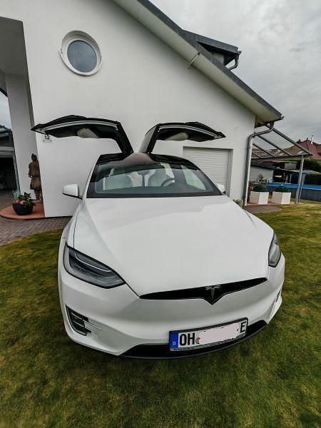 Weiß Gebraucht 2019 Tesla Model X Performance SUV | 52.700 € (Superpreis) - Bild 1/4
