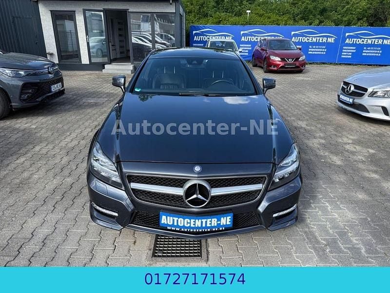 Grau Gebraucht 2012 Mercedes CLS350 Limousine | 19.900 € (Fairer Preis) - Bild 1/4
