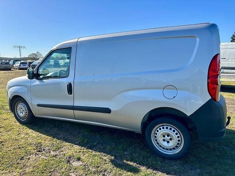 Gebraucht Opel Combo 105 PS (77 kW) 2014 Grau Van / Kleinbus