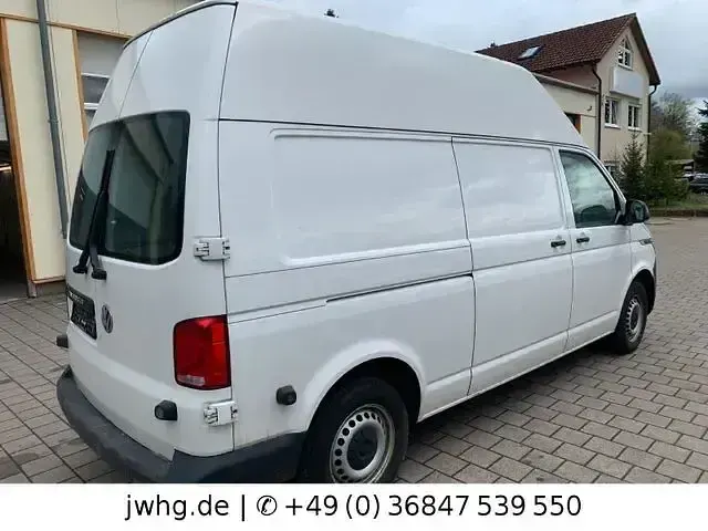 Używany VW Transporter 150 KM (110 kW) 2021 Biały Van