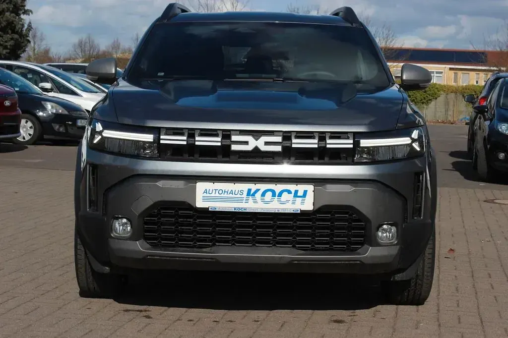 Neu Dacia Duster Journey 140 PS (102 kW) 2026 Grau SUV