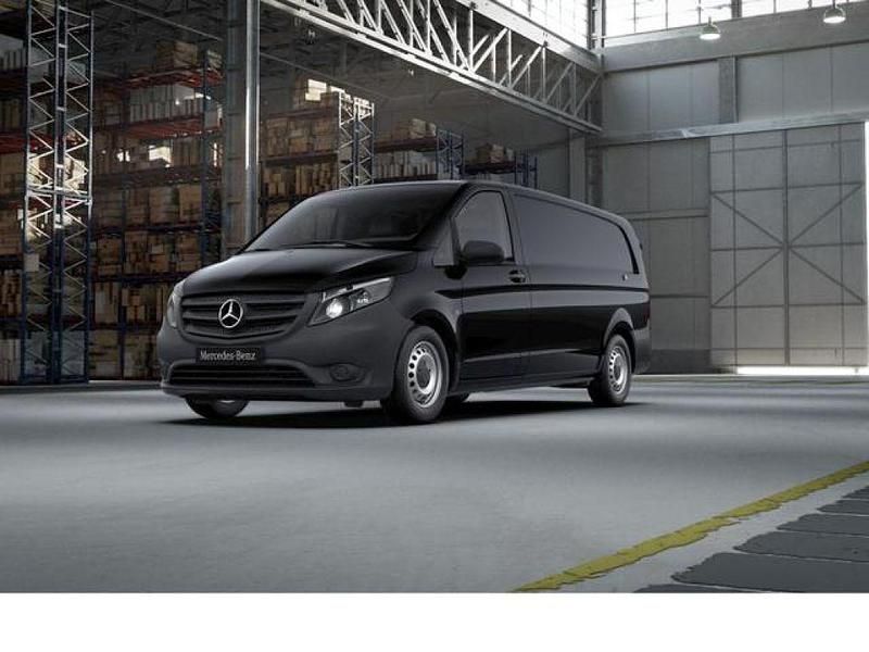 Obsidianschwarz (metallic) Gebraucht 2023 Mercedes Vito Van / Kleinbus | 29.512 € (Guter Preis) - Bild 1/4