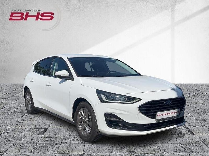 Gebraucht Ford Focus Style 125 PS (91 kW) 2023 Frozen white (weiß) Limousine