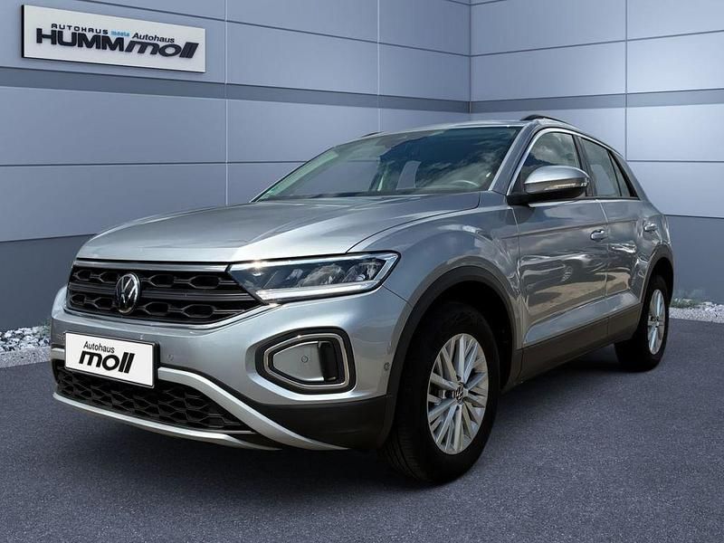 Silber Gebraucht 2023 VW T-Roc Life SUV | 19.990 € (Guter Preis) - Bild 1/4