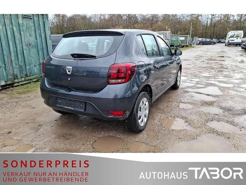 Gebraucht Dacia Sandero 73 PS (53 kW) 2019 Grau Kleinwagen