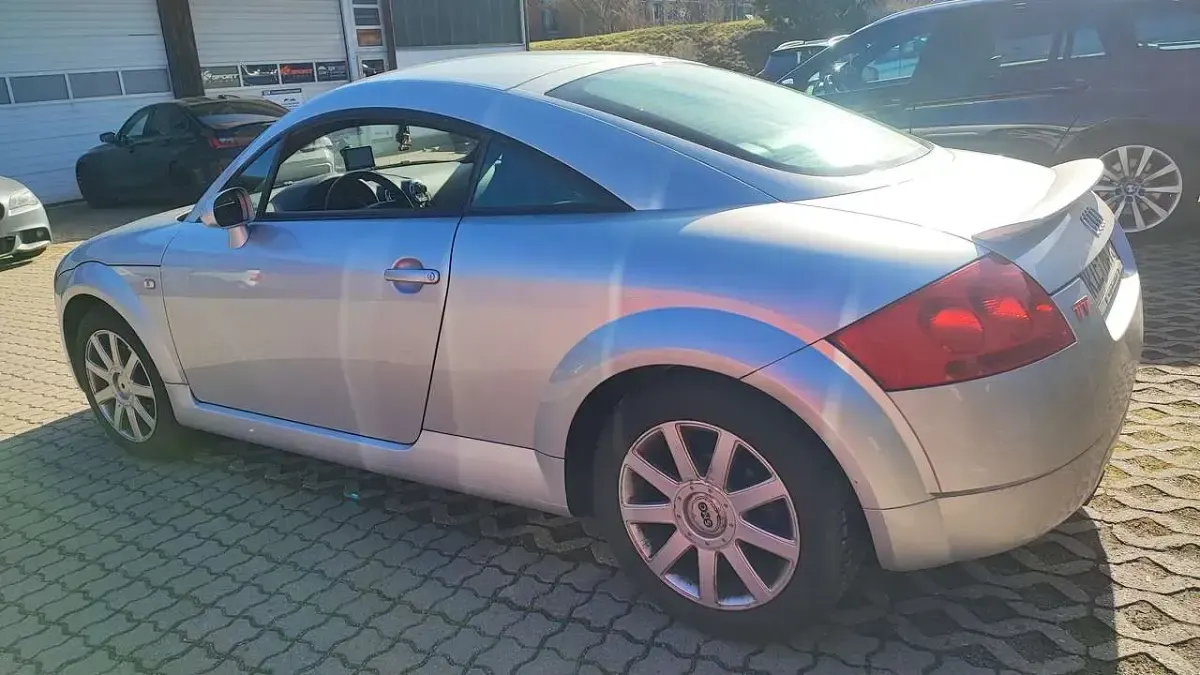 Gebraucht Audi TT 190 PS (139 kW) 2005 Lichtsilber metallic Coupé