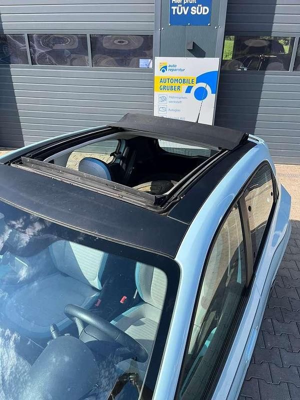 Gebraucht Renault Twingo Liberty 69 PS (50 kW) 2016 Blau Kleinwagen