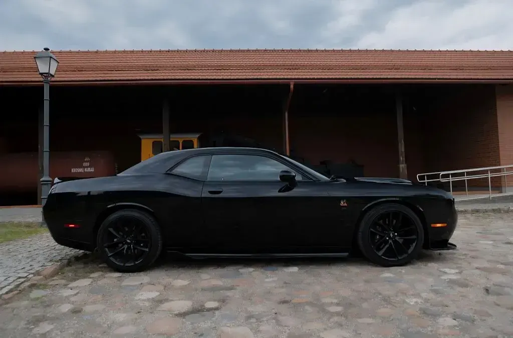 Second-hand Dodge Challenger 492 CP (361 kW) 2019 Negru Coupe