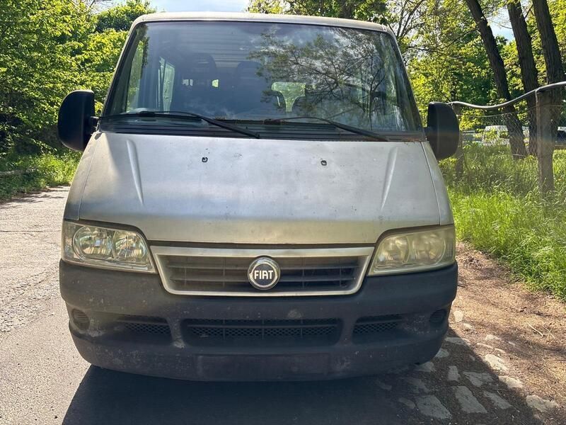 Grau Gebraucht 2003 Fiat Ducato Van | 1.890 € (Guter Preis) - Bild 1/4