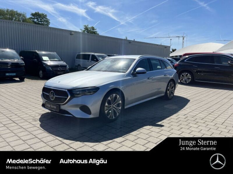 Lack hightechsilber (metallic) Gebraucht 2024 Mercedes E300 Avantgarde Kombi | 54.769 € (Teuer) - Bild 1/4