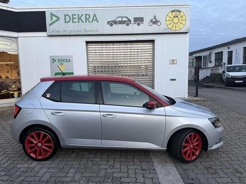 Gebraucht Skoda Fabia Style 90 PS (66 kW) 2015 Brilliantsilber metallic Limousine