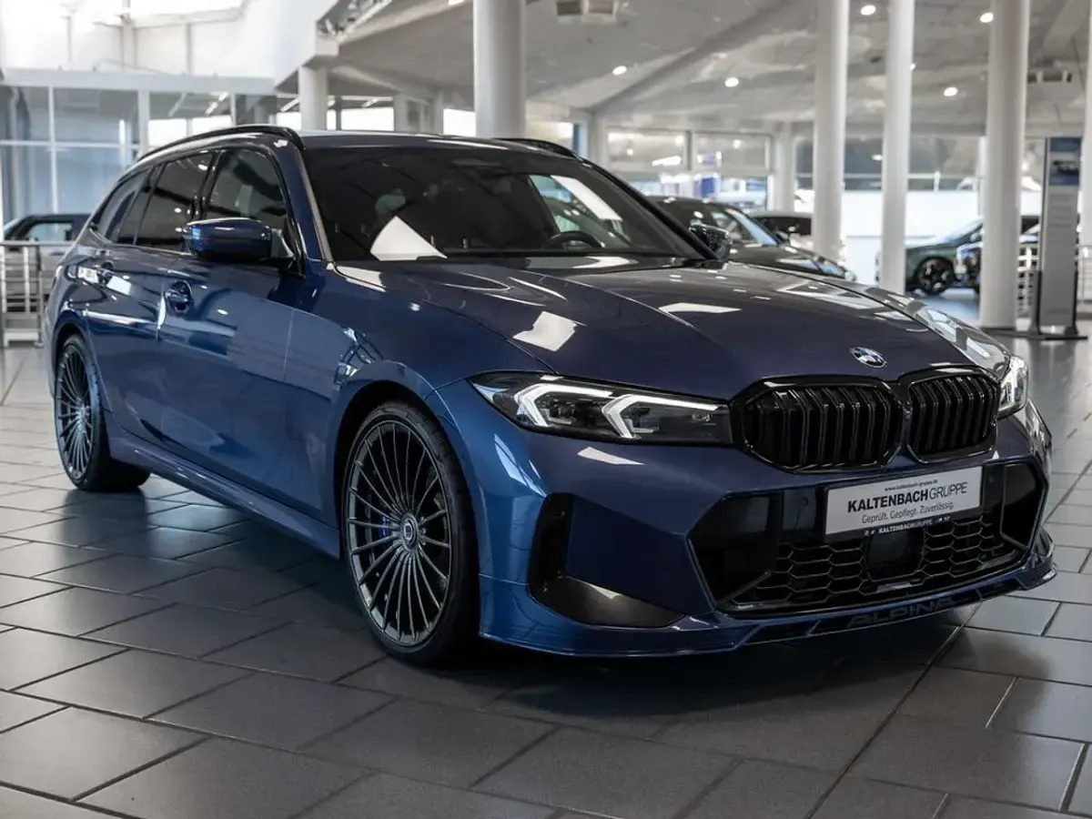 Usata BMW M3 Performance 495 CV (364 kW) 2023 Blu Station wagon