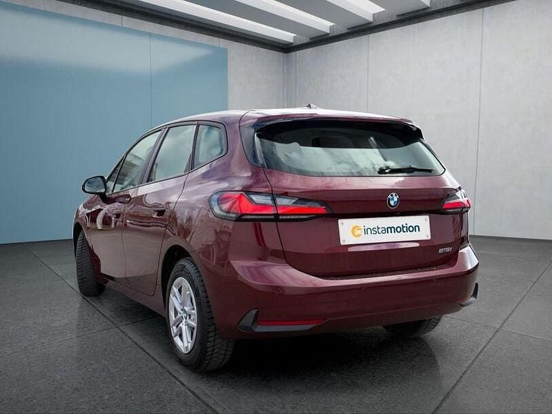 Gebraucht BMW 218 Active Tourer 136 PS (100 kW) 2023 Rot Van / Kleinbus