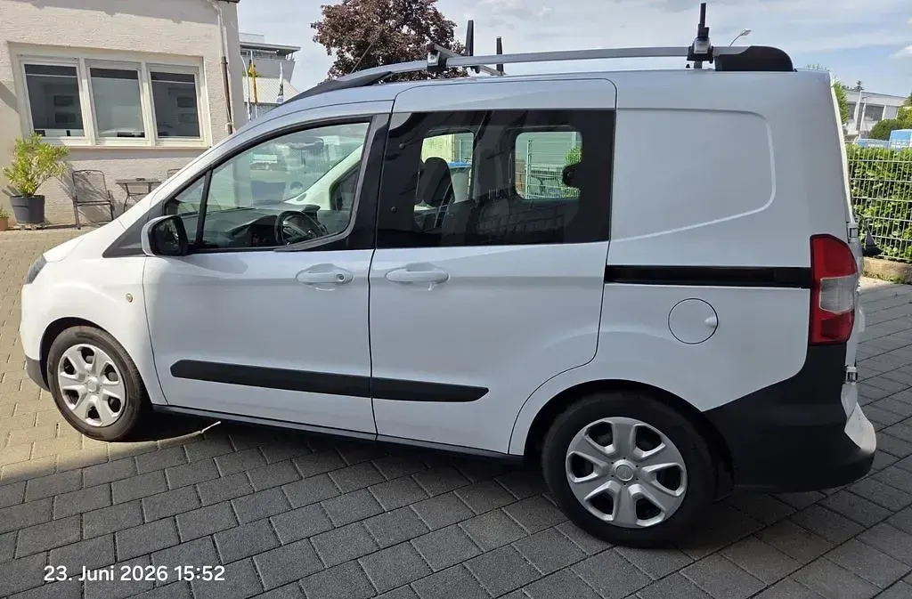 Gebraucht Ford Transit Trend 101 PS (74 kW) 2018 Weiß Kombi