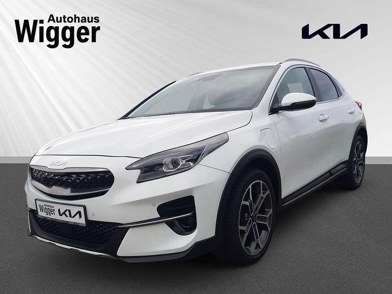 Weiß Gebraucht 2022 Kia XCeed Inspiration SUV | 18.990 € (Guter Preis) - Bild 1/4