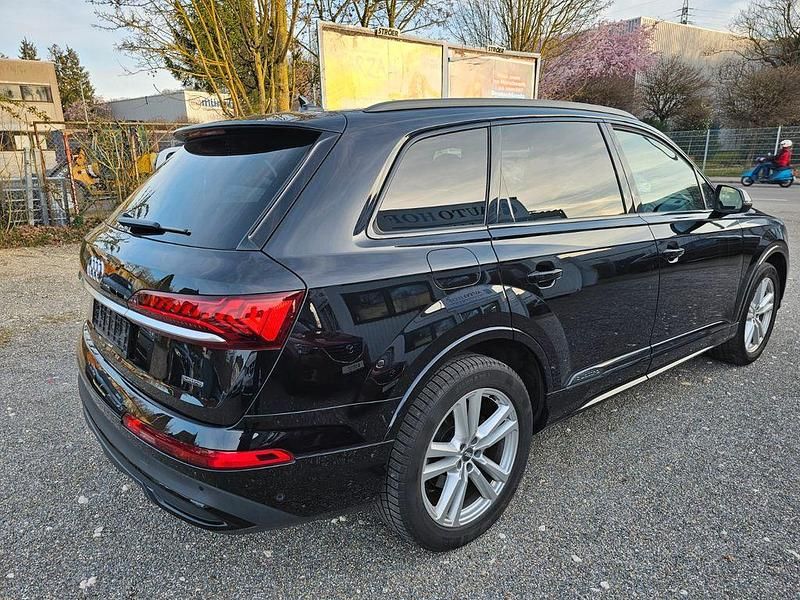 Gebraucht Audi Q7 Sport 286 PS (210 kW) 2021 Orcaschwarz metallic SUV