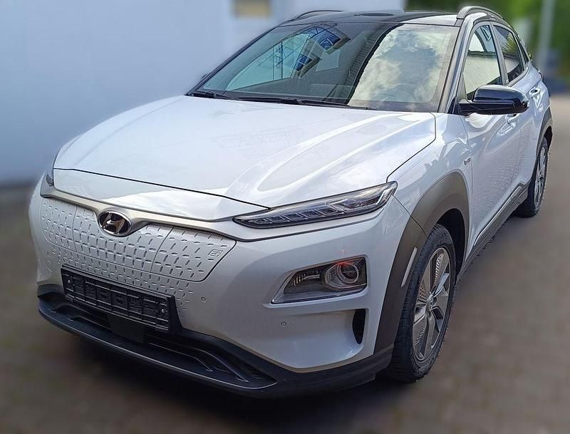 Weiß Gebraucht 2020 Hyundai Kona Style SUV | 18.950 € (Guter Preis) - Bild 1/4