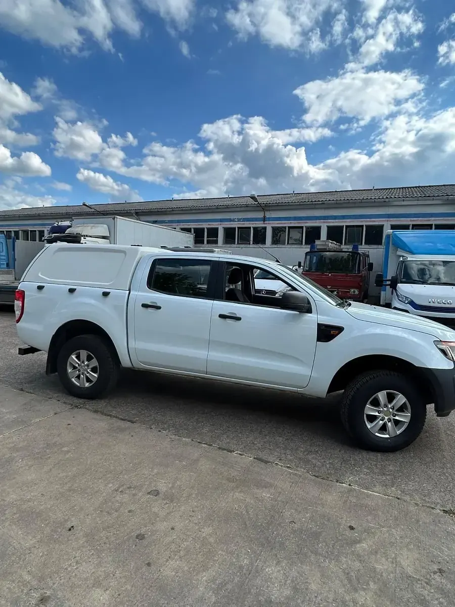 Używany Ford Ranger 150 KM (110 kW) 2014 Biały Pickup