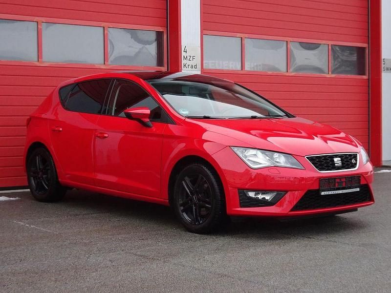 Rot Gebraucht 2016 Seat Leon FR Limousine | 9.590 € (Fairer Preis) - Bild 1/4