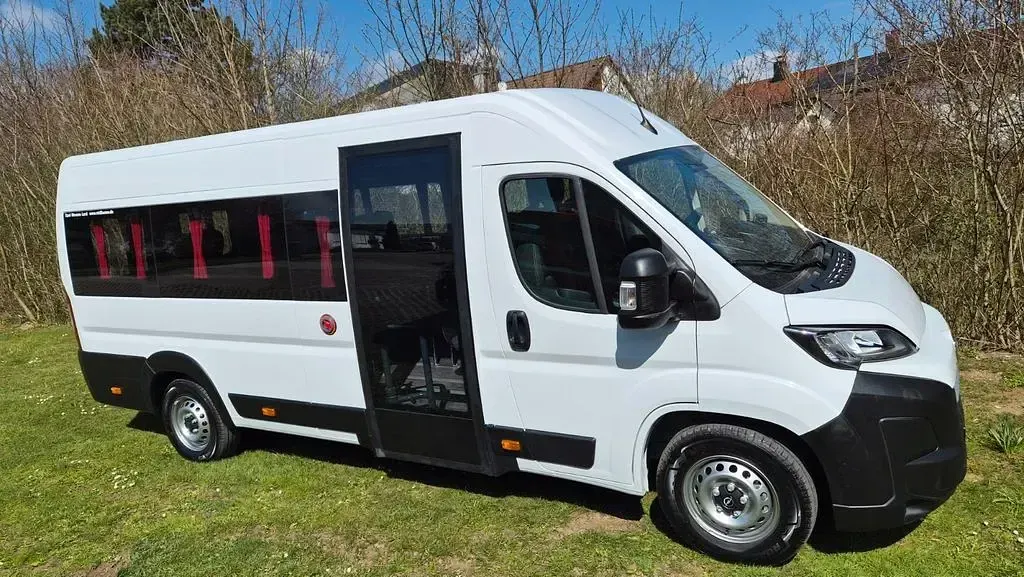 Neu Opel Movano 179 PS (131 kW) 2026 Weiß Van