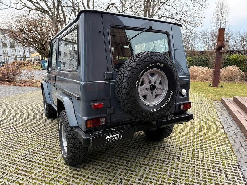 Gebraucht Mercedes G280 156 PS (114 kW) 1984 Grau SUV